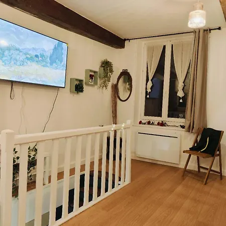 Chateau Duplex Et Parking Compiègne