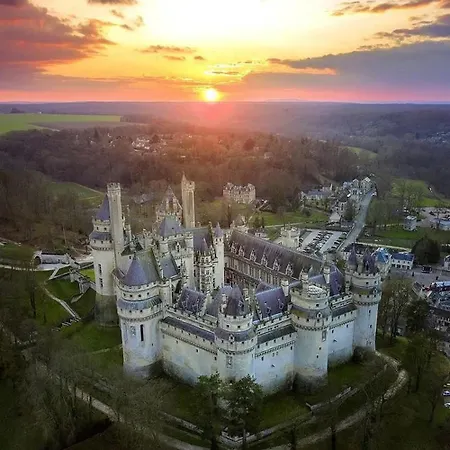 Chateau Duplex Et Parking *