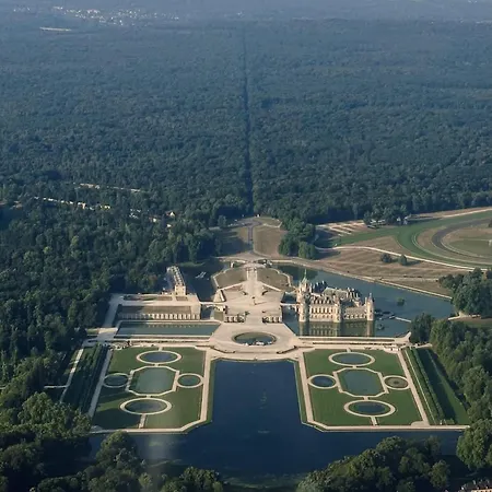Chateau Duplex Et Parking *